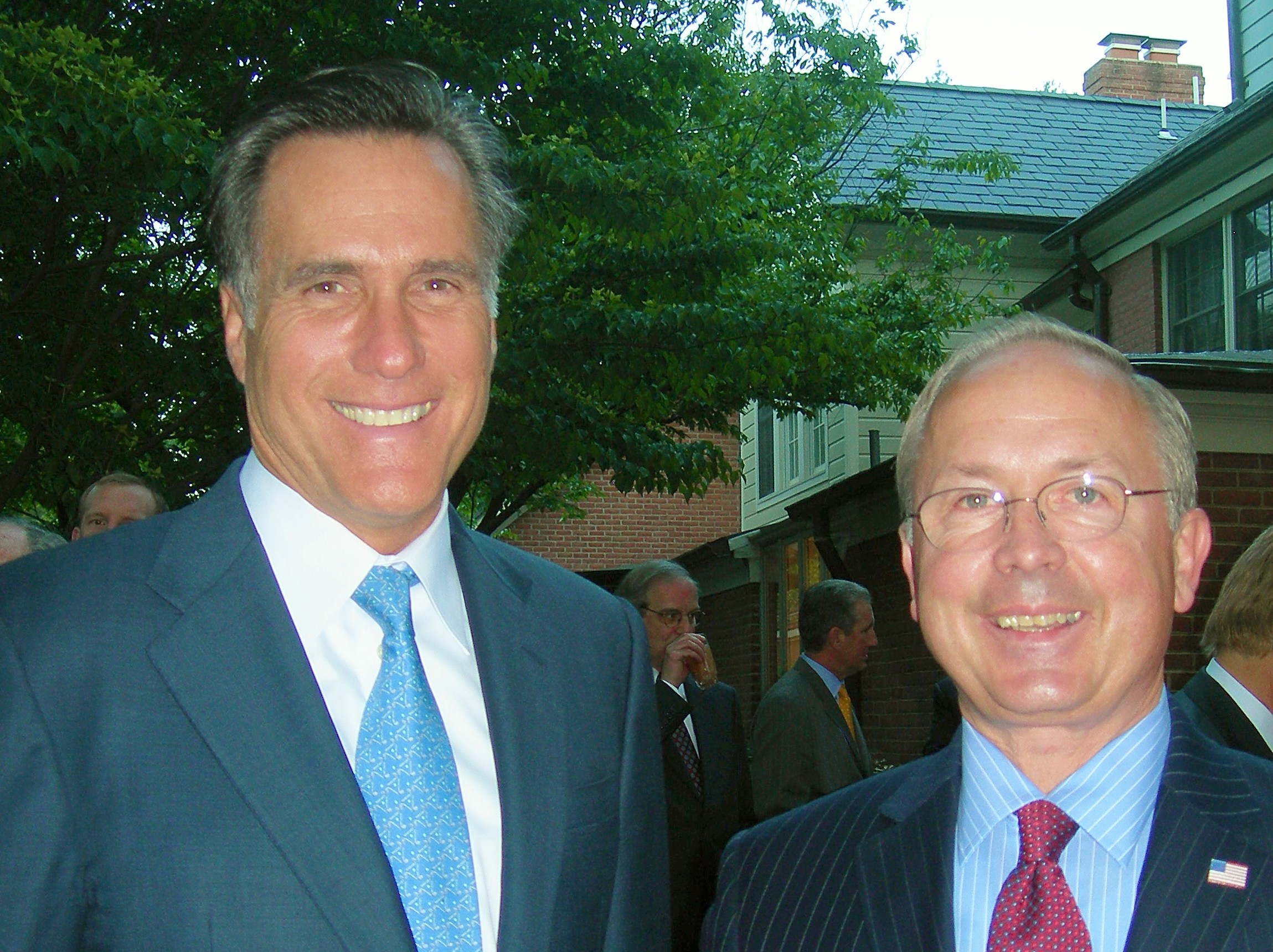 Kent Hoffman with Republican Presidential Candidate Mitt Romney in 2007.